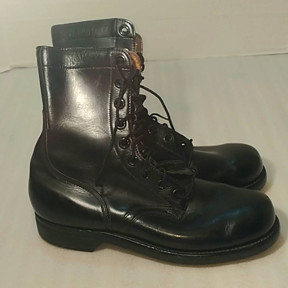 Vintage B F Goodrich black boots 9R (read )